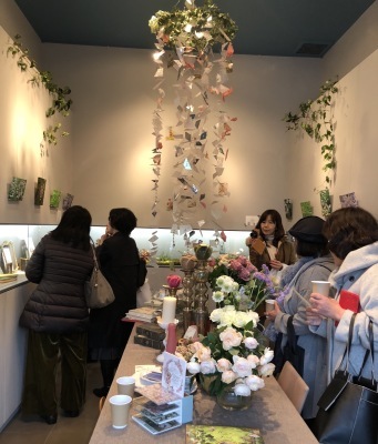 妖精たちの花便り&ティーパーティ_a0252678_16131290.jpeg
