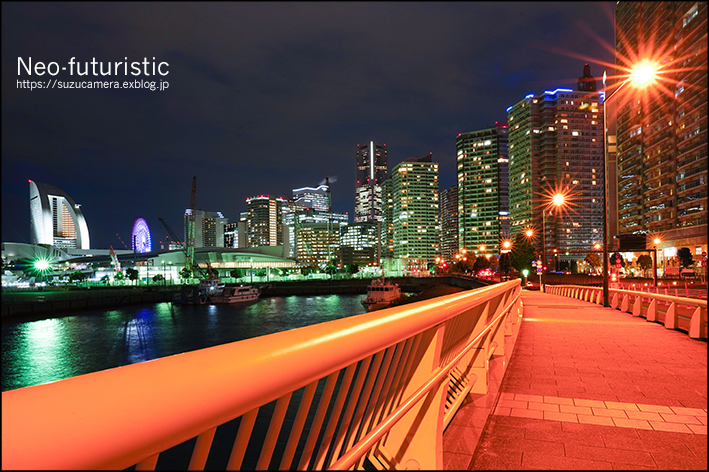 近未来的な景色_f0100215_22560747.jpg