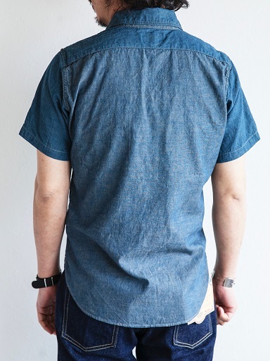 DELUXEWAREより\"SHORT CHAMBRAY SHIRTS\"のご紹介です!!_d0160378_17411165.jpg