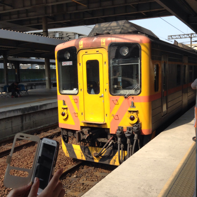 台湾鉄道・南廻線 3671次普快車 枋寮〜台東間1日1往復のみ 日本製旧型客車の旅 (1)_a0334793_21233236.jpg