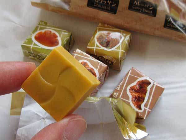 チロルチョコ チロルのパン屋さん アソート_c0152767_21543381.jpg