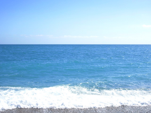 ニースの海 La mer a Nice_d0347869_17555116.jpg