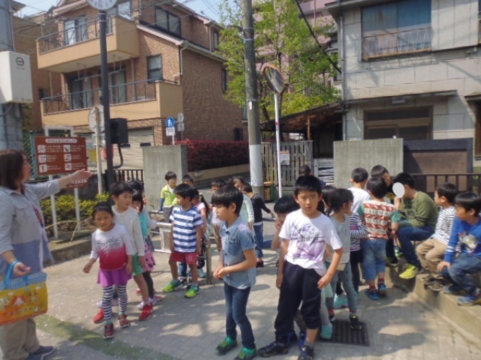Reading Book 4月4日 借り物競争 と チーム対抗 クイズ Zippykids Today 荒川店 Reading Book 4月4日 借り物競争 と チーム対抗 クイズ Zippykids Today 荒川店