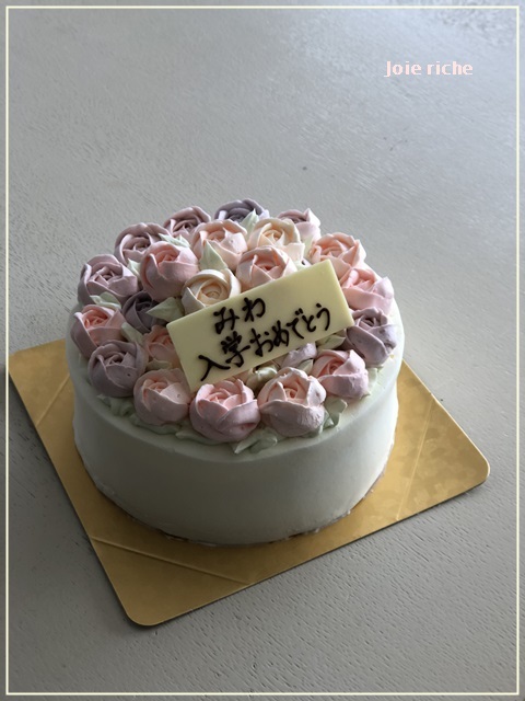 オーダーのフラワーケーキ_d0380923_07353254.jpg
