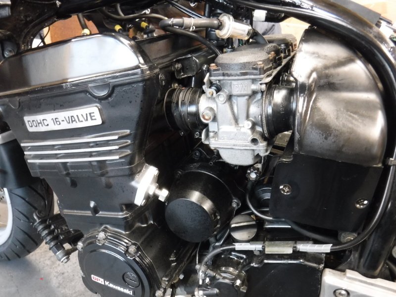 GPZ900R 冷却系メンテでござり~♪ その2_a0163159_00242405.jpg