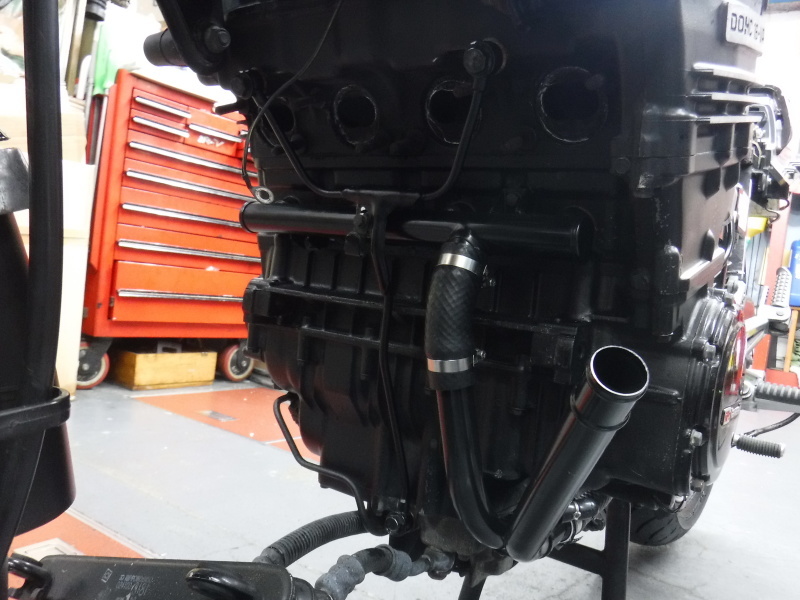 GPZ900R 冷却系メンテでござり~♪ その2_a0163159_00244173.jpg
