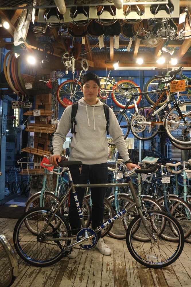 4月8日　渋谷　原宿　の自転車屋　FLAME bike前です_e0188759_18400297.jpg