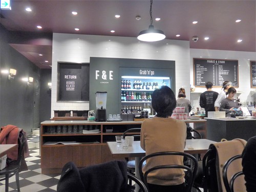 表参道「フランツアンドエヴァンスロンドン」へ行く。_f0232060_17342453.jpg