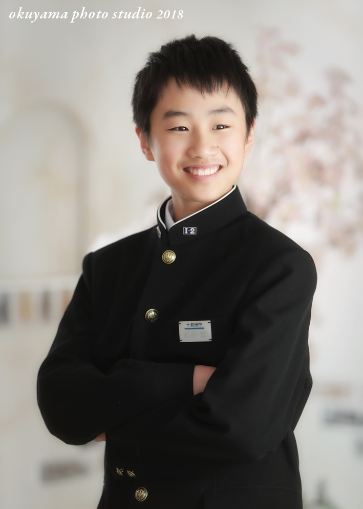 爽やかな笑顔のあきら君 写真のオクヤマ フォトギャラリー
