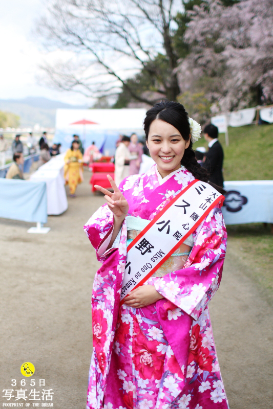 ミス小野小町さん かなりあのさえずり