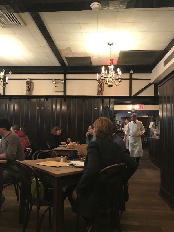 ピータールーガー ステーキハウス(NY)_c0366777_08095418.jpg