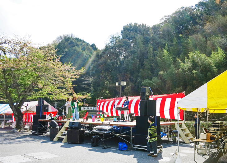 ゆう温泉さくら祭りゲスト出演・夫婦花_b0083801_13520047.jpg