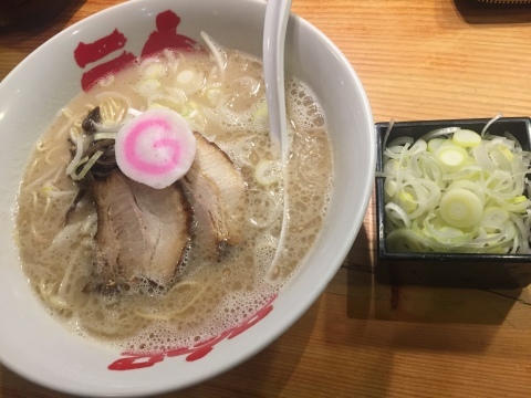 ラーメン放浪記 35_e0115904_05275052.jpg