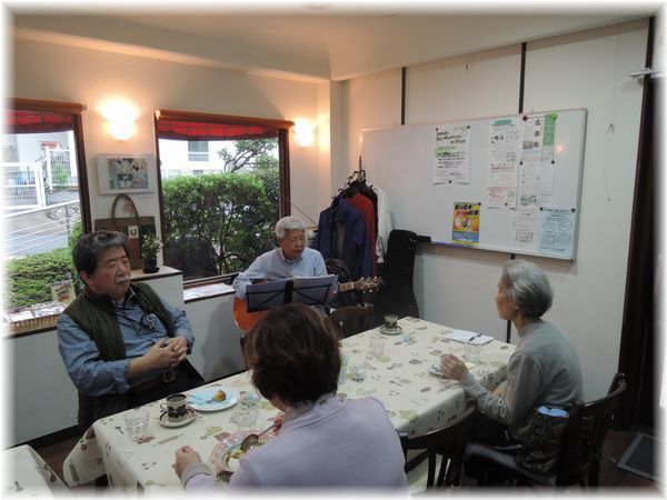 おやじカフェがライブ会場に★_f0223914_18025205.jpg