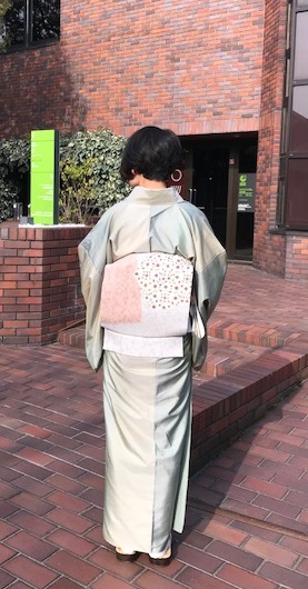 野田さんコンサート・大島紬にしょうざんの帯のお客様_f0181251_1530169.jpg