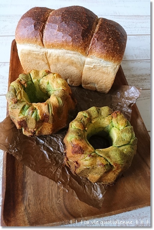 なんちゃってルヴァンのヨーグルト種で作った食パンとイースター_a0348473_01210176.jpg