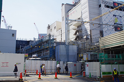 4月10日(火)の109前交差点_b0056983_17215743.jpg
