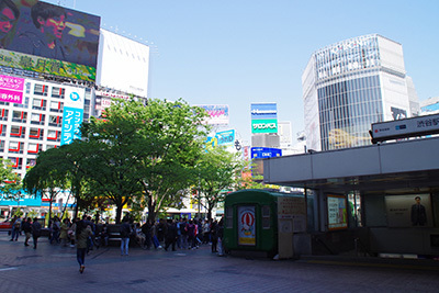 4月10日(火)の109前交差点_b0056983_17230537.jpg
