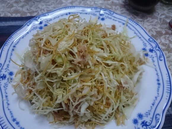 4/10 ヱビスロング缶 & 金華亭食品もつ煮 & マルちゃん無限キャベツのもと_b0042308_00242468.jpg