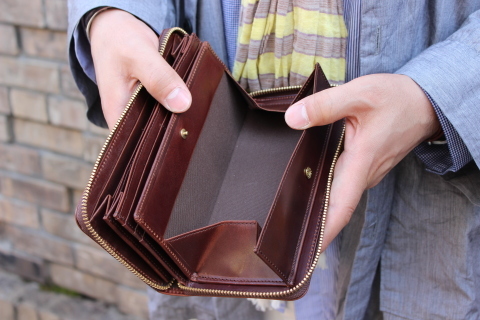 SLOW 待望の新型財布 ~herbie~ \"round long&short wallet\" ご紹介_f0191324_09192958.jpg