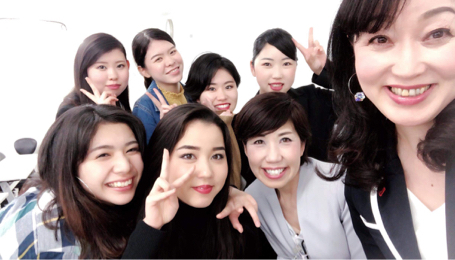 今日はメイク講師だ~_f0249610_22241101.jpg