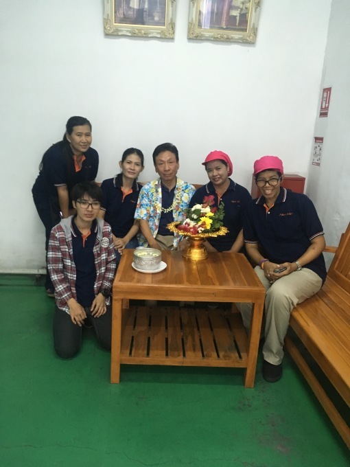 タイでお留守番_b0100062_10305545.jpg