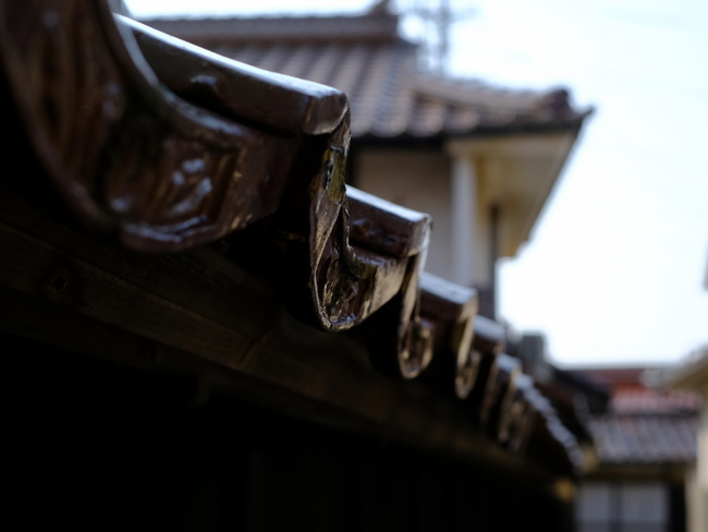 「瓦を巡る旅in島根石見 　波子の街歩き」_a0000029_18101962.jpg