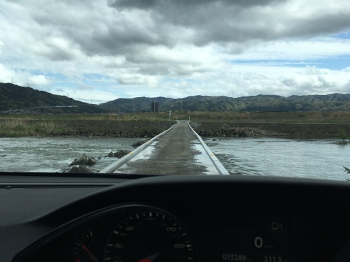 b0004229_15371988.jpeg