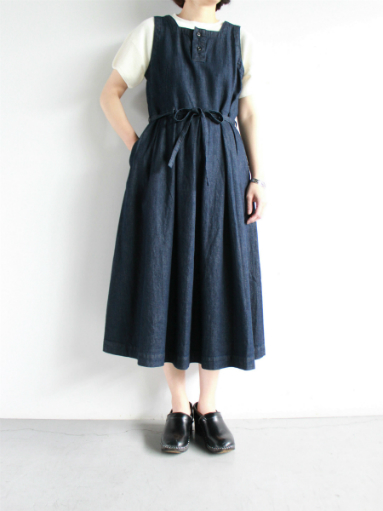 GRANDMA MAMA DAUGHTER　DENIM SALOPETTE SKIRT _b0139281_15275537.jpg