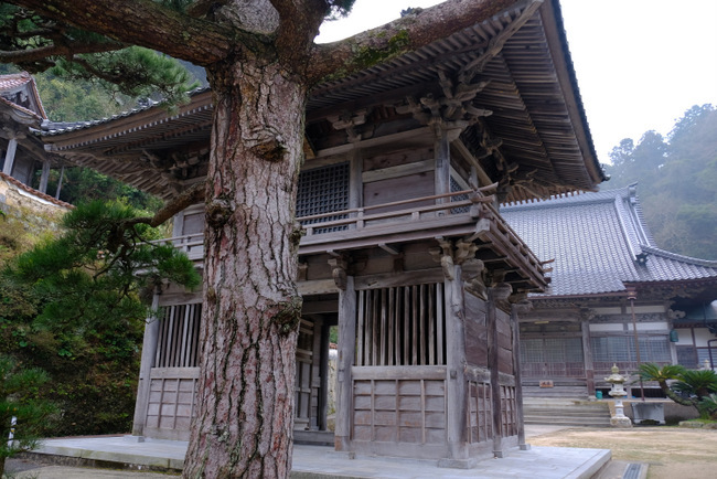 「島根県　温泉津さんぽ　重要伝統的建造物群の街並みと銀山街道」_a0000029_11355093.jpg