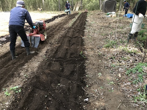 e0270403_09005336.jpg