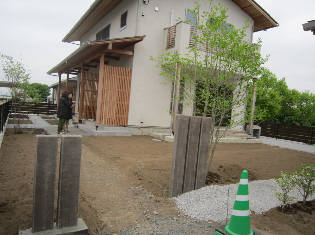 太田市 O邸 途中経過です( *´艸`) 太田市エクステリアは ガ-デンフロ-にお任せください!_e0361918_17274703.jpg