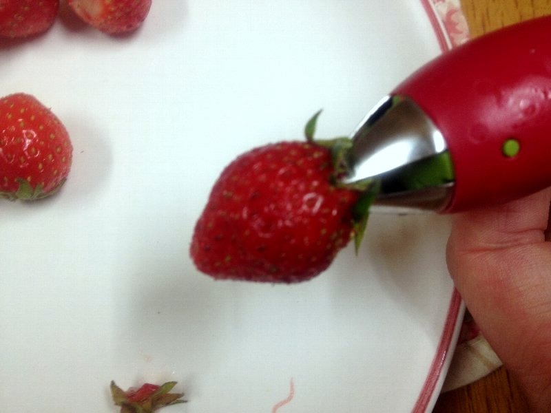 ☆イチゴのヘタ取りの道具・使用感☆_c0092953_641398.jpg