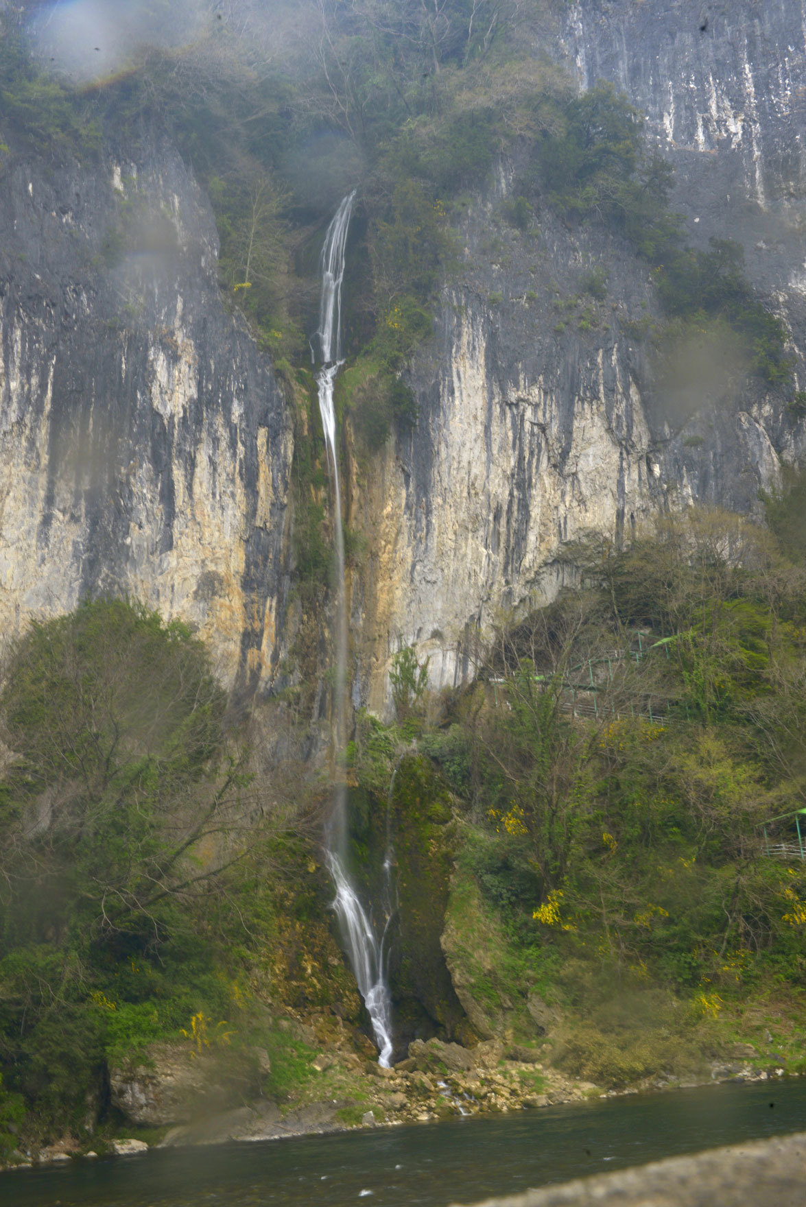 井倉洞 in 新見市・岡山県_c0232370_15274093.jpg