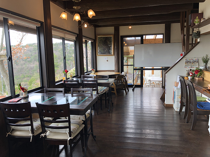 絶品オムハヤシ&地元野菜がおいしい!広島福山から1時間の神石高原のカフェ!カフェぬく森_e0171573_17222666.jpg
