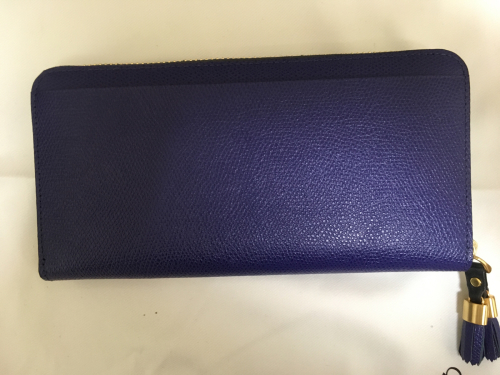 青いお財布を買いました。_f0378589_23434094.jpg