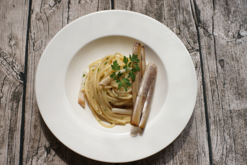 マテ貝のスパゲッティ Spaghetti Ai Cannolicchi スパゲッティ アイ カンノリッキ Italia Happy Life イタリア ハッピー ライフ Le Ricette Di Rie マテ貝のスパゲッティ Spaghetti Ai Cannolicchi スパゲッティ アイ カンノリッキ Italia Happy Life イタリア ハッピー ライフ Le Ricette Di Rie