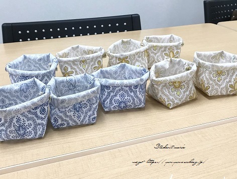 はぎれで小物入れ【ヴォーグ学園横浜校】バッグ講座スタートしました♪_f0023333_10054669.jpg