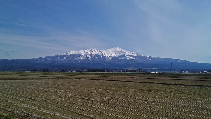 豊かなる鳥海山_b0277159_23331079.jpg