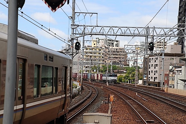 藤田八束の鉄道写真＠カメラを片手に鉄道写真を撮りに散策・・神戸元町、花隈城址からの鉄道写真_d0181492_22220192.jpg