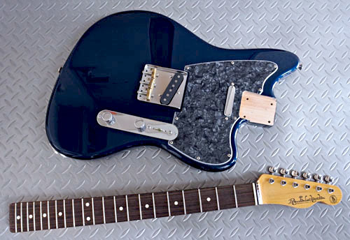 Guitar × 2種とBass × 2種の塗装が完了しました!_e0053731_16444481.jpg