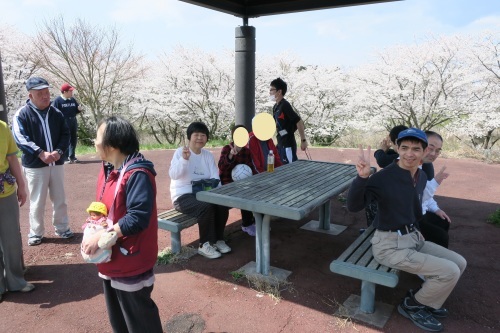 お花見外出_c0350752_13184028.jpg