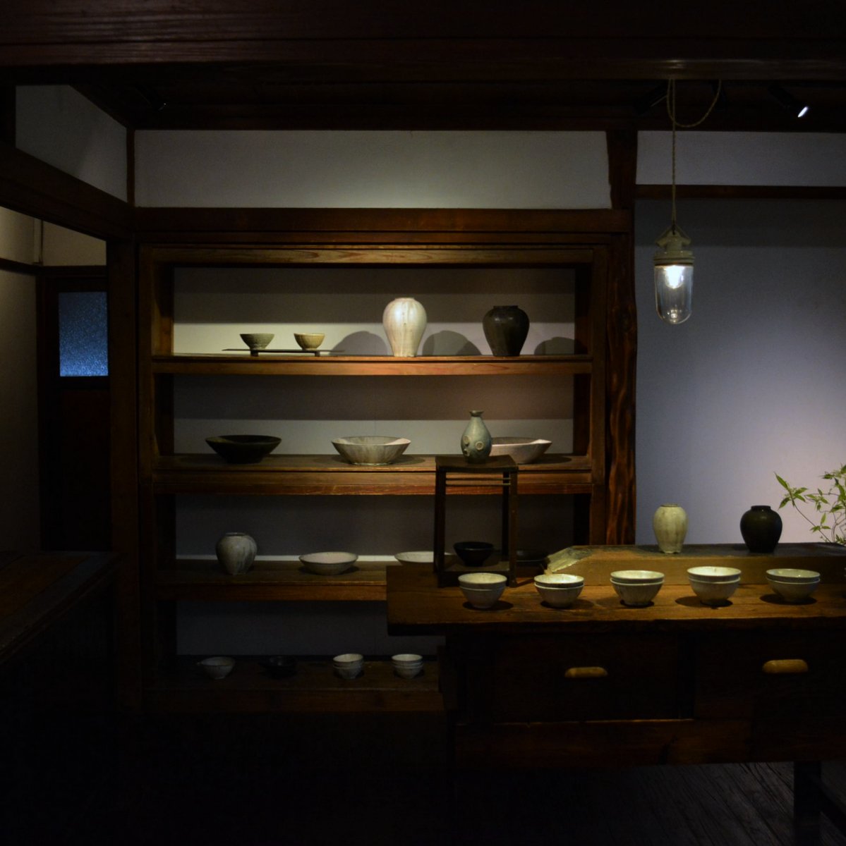 「長谷川奈津展 林檎の花」 明日4/21(土)より_d0087761_1745451.jpg