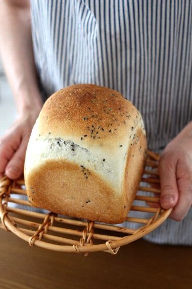 食パンは気軽に家で作るもの_f0224568_09010516.jpg