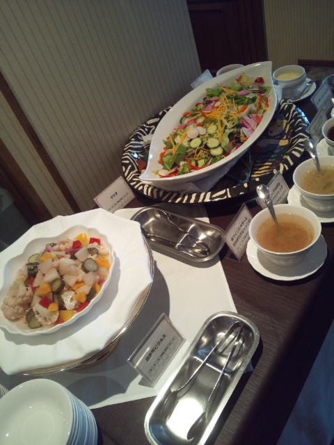 川崎日航ホテル 夜間飛行 いちごスイーツブッフェ_f0076001_23382536.jpg