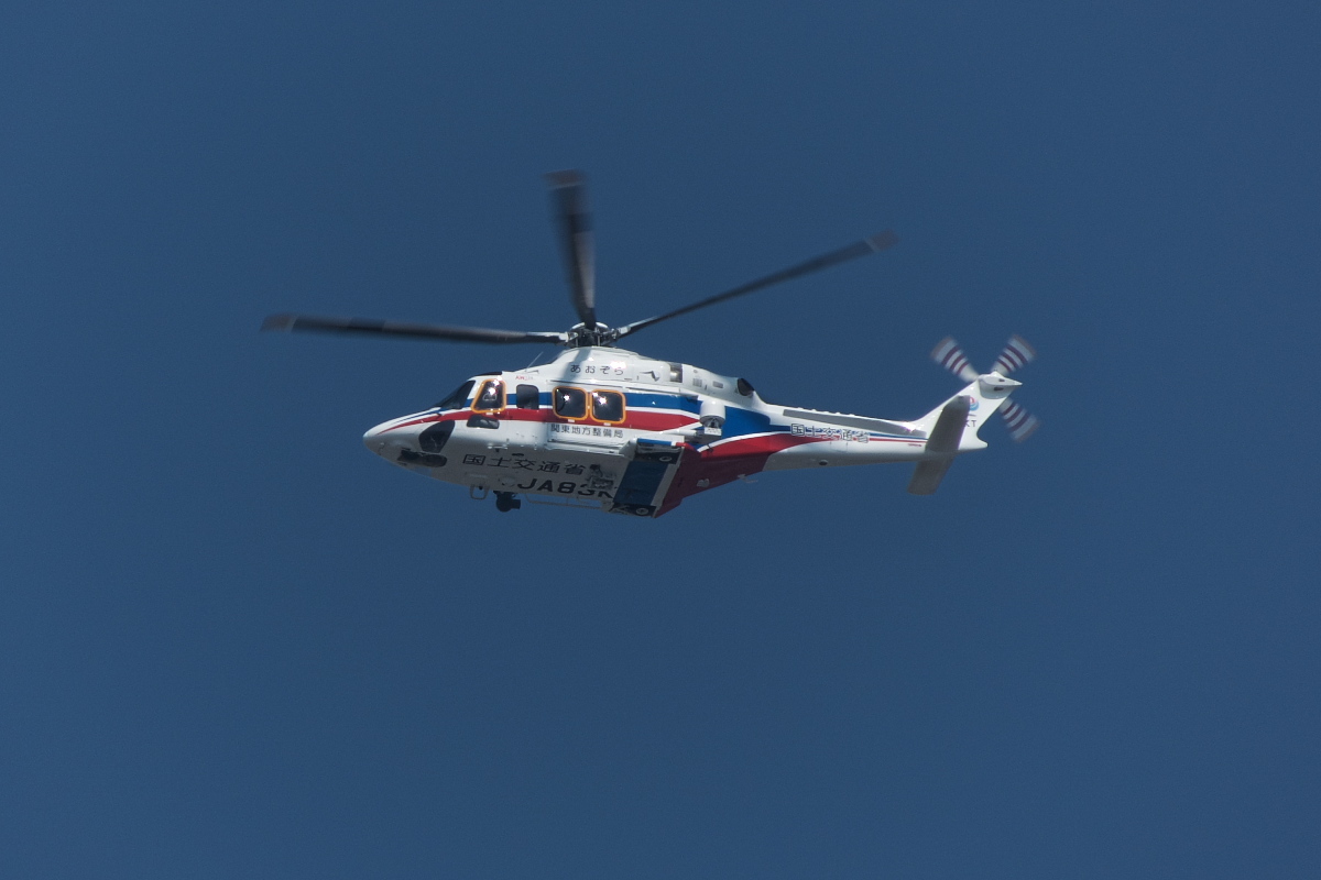 RX10M4+TCON-17Xで撮る「ヘリコプター」_d0137627_23582012.jpg