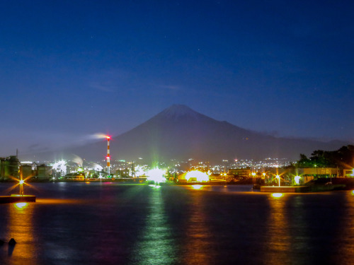 2018.4.15田子の浦港の夜景と富士山_e0321032_17482676.jpg