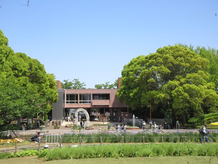 【大船フラワーセンター】新緑と花壇の花々【リニューアルオープン】_b0009849_1803453.jpg