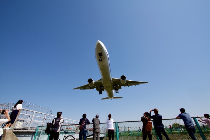 千里川土手 飛んでいる飛行機に日本で一番近い場所 Air Born Japan 日本の空を 楽しもう 千里川土手 飛んでいる飛行機に日本で一番近い場所 Air Born Japan 日本の空を 楽しもう
