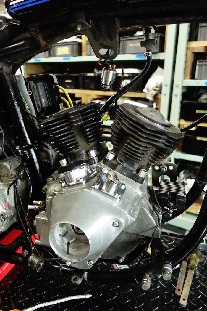 1976FXE1200シリンダー・シリンダーヘッド組み付け : Vintage 1976FXE1200シリンダー・シリンダーヘッド組み付け : Vintage
